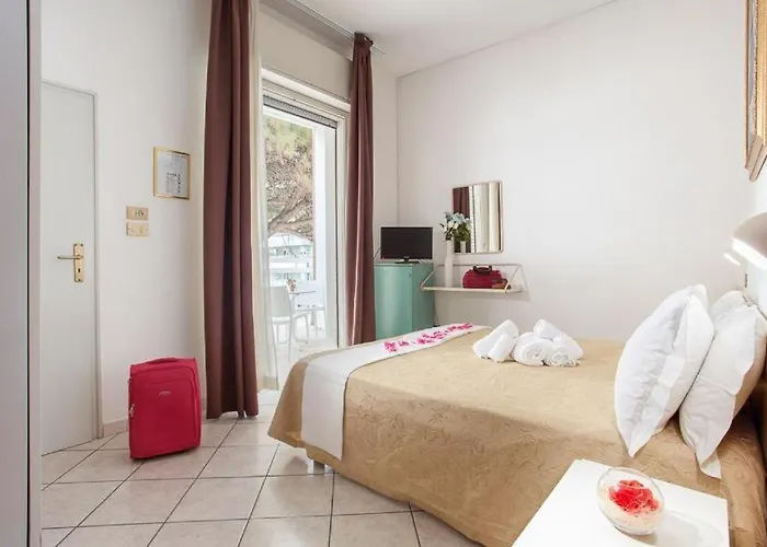 Otel Esperia Family 3*