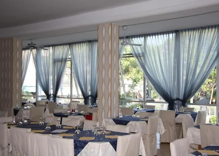 Esperia Family Otel 3*